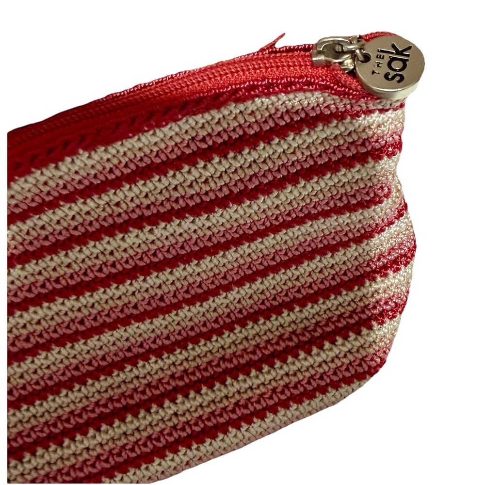 The Sak Crochet Cosmetic Bag Coral/Pink Makeup Pouch Or Small Carry All Chic